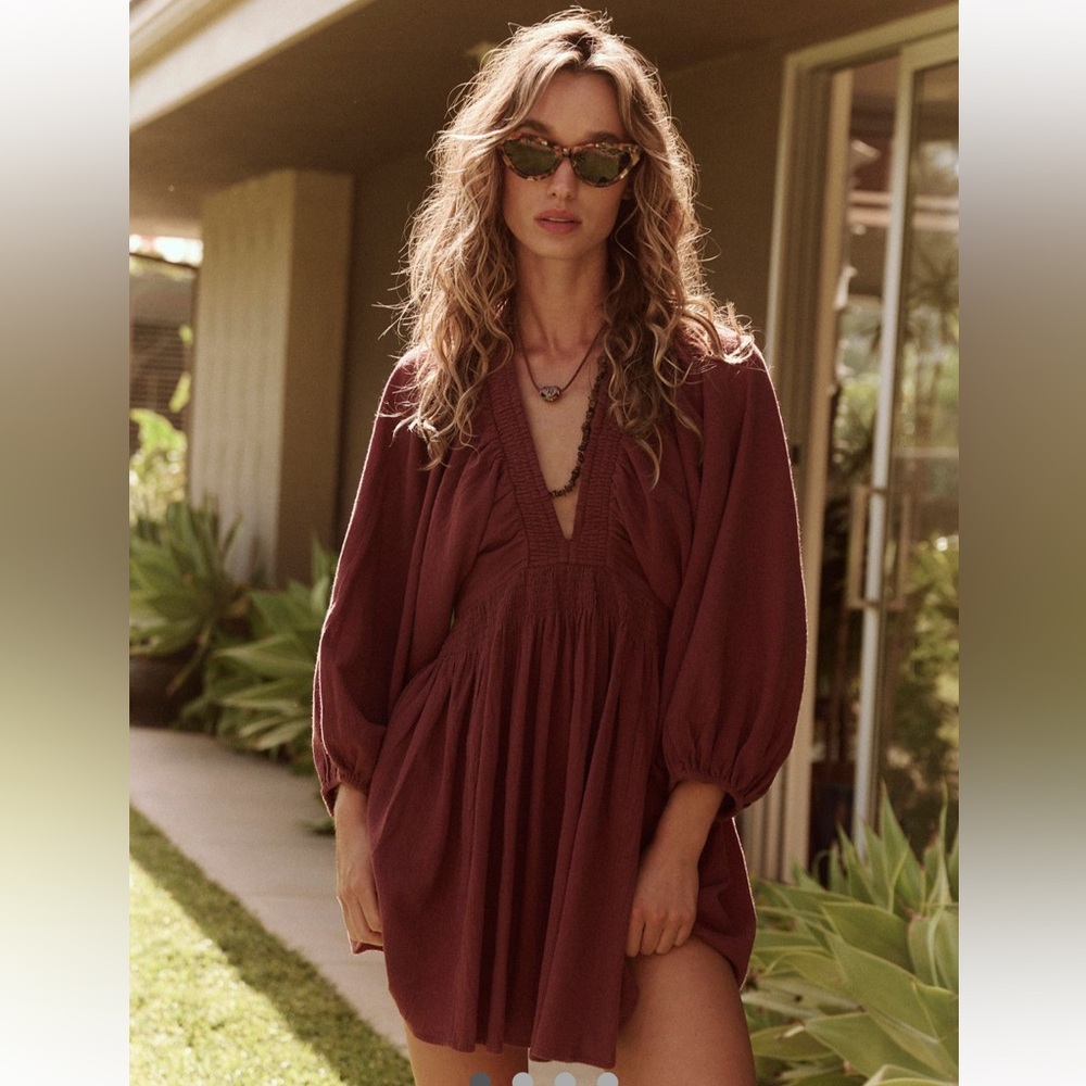 Mauve plunging V-neck mini dress